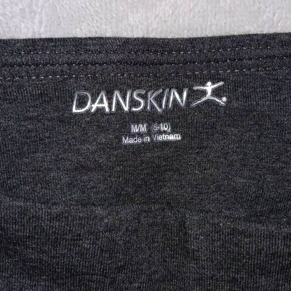 Danskin Sleek Fit NWT Cropped Workout Pants Women's Size Medium Charcoal Grey - Picture 3 of 7